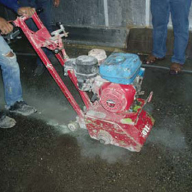 Polyurethane floor screed systems