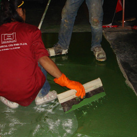 Polyurethane floor screed systems